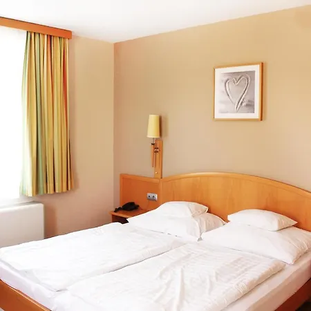 Marben Panzio Bed & Breakfast 2*